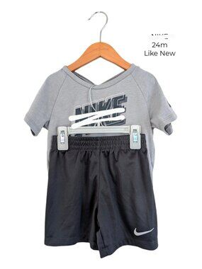 Nike Grey Toddler Athletic Material Basketball Shorts & T-Shirt 24m